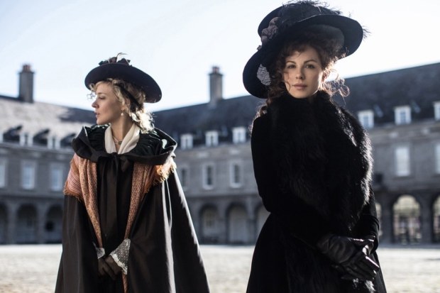 Love-and-Friendship-3